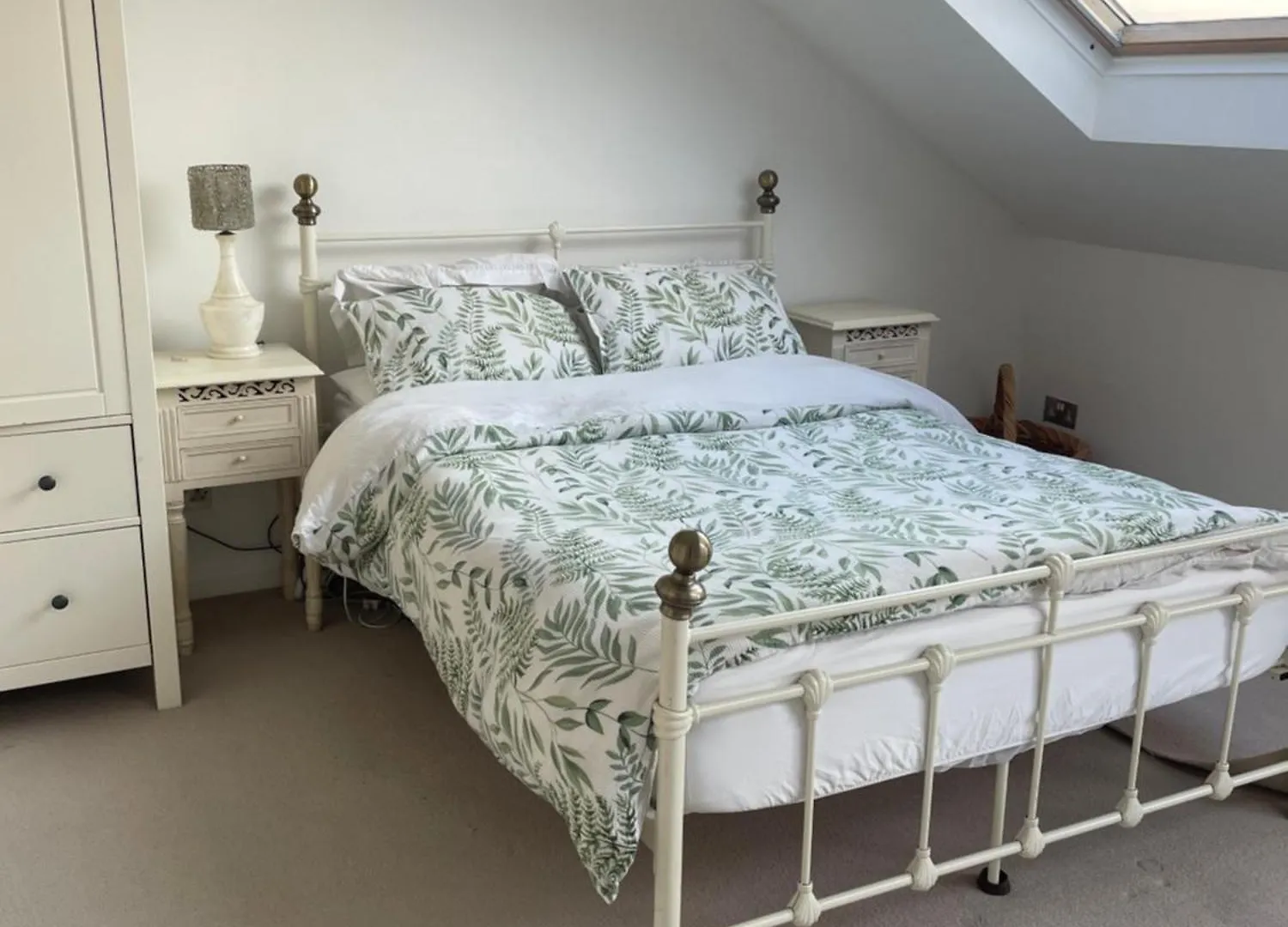 3 Bed Home Sleeps 6 Free Parking Brighton