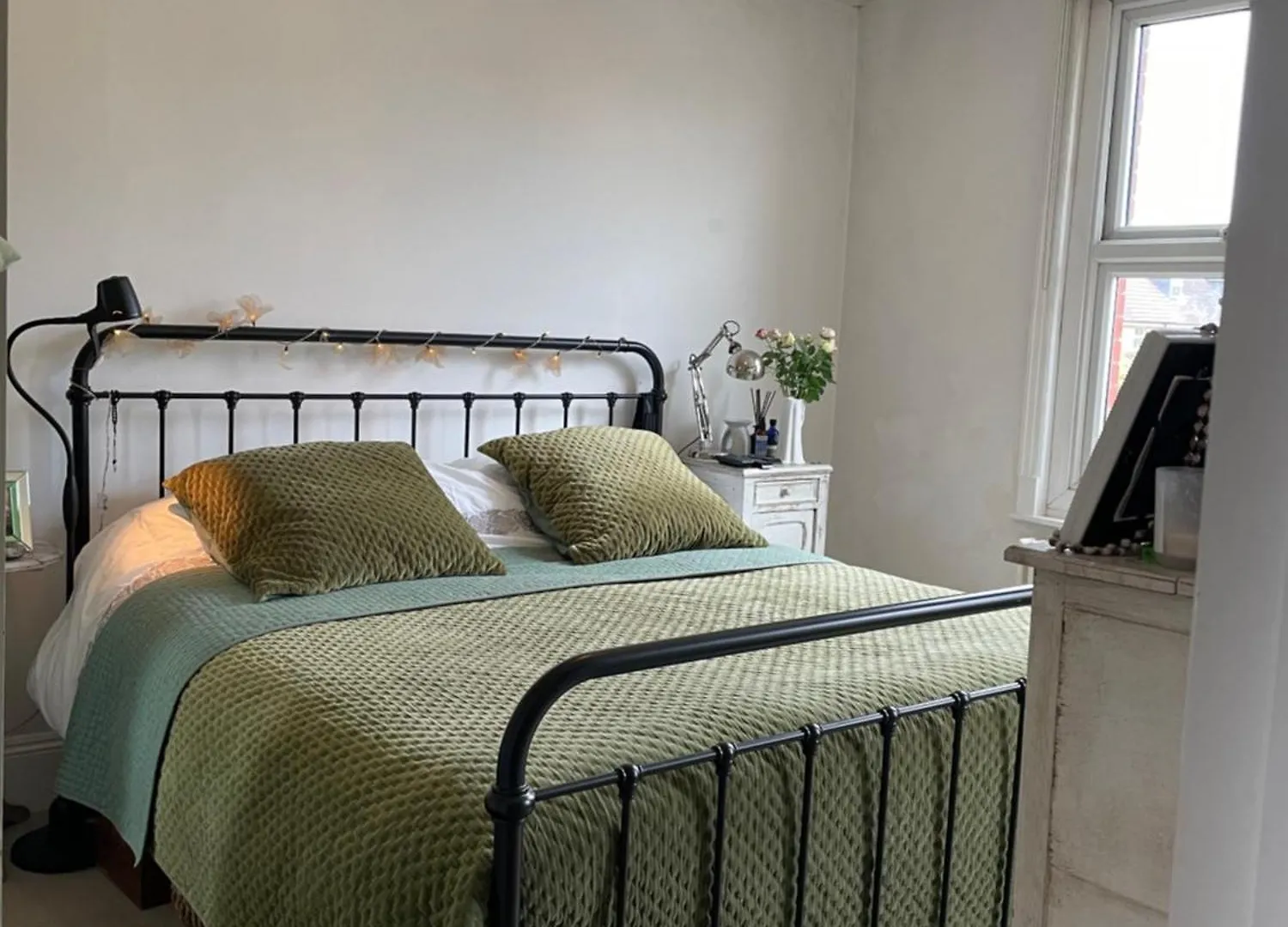 3 Bed Home Sleeps 6 Free Parking Brighton 0*,  United Kingdom